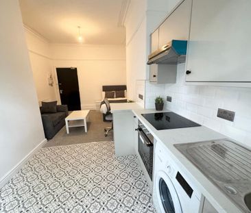 Studio to rent - Photo 5