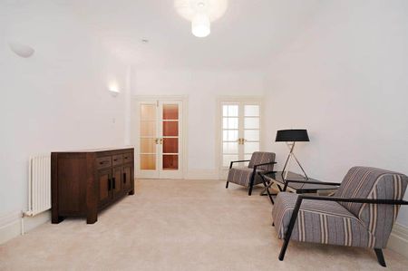 PARK ROAD, NW8, London - Photo 2