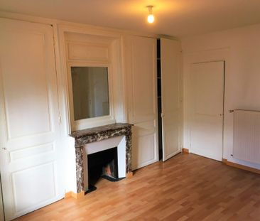 Location Appartement 3 pièces 83m² VILLEFRANCHE SUR SAONE 69400 - Photo 3