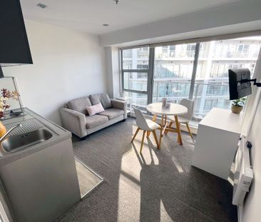 Popular Volt Apartment - Photo 4