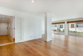 3 Bedroom Apartment with a view, Alto de Santa Catarina, Oeiras