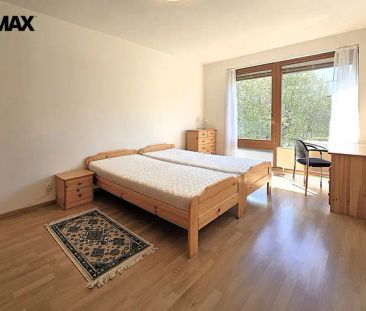Pronájem bytu 2+kk s lodžií a garážovým stáním Na Fialce - Photo 5