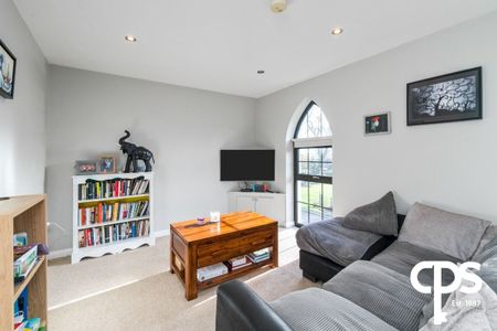 Apartment 10 Old Church Square, Dundonald BT16 2FD - Photo 2