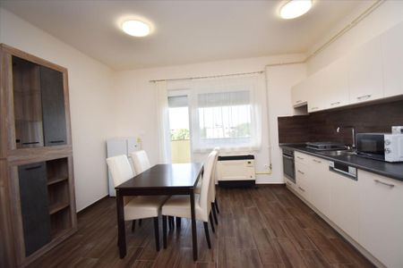 Kiadó újszerű állapotú lakás - Debrecen - Fotó 3