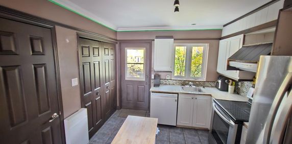 Maison de ville à louer - 3 étages - Arrondissement Jacques-Cartier - Photo 2