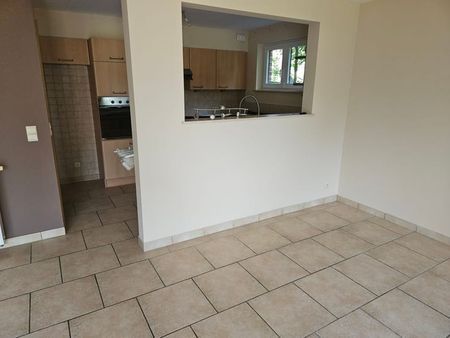 Appartement te huur - foto 2