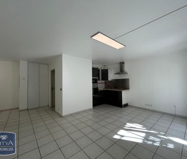 Location Appartement 1 pièce 36m² BRETIGNY SUR ORGE 91220 - Photo 2