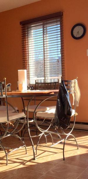 3 1/2 LAVAL. 5mn Métro Cartier - HAUT de DUPLEX - Photo 1