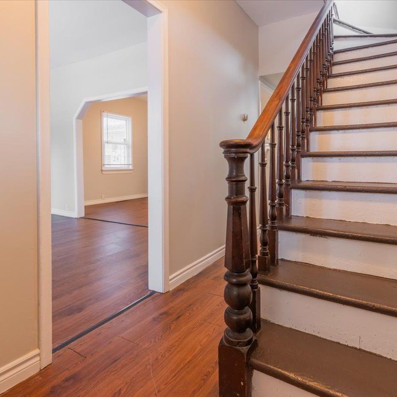 For Lease - 24 Maple Street, Aurora, Ontario - Photo 1