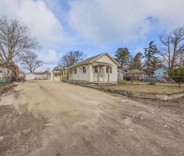 For Lease - 338 Old Mosley Street Unit# Unit 1, Wasaga Beach, Ontario - Photo 5