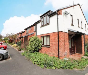 1 bedroom mews to rent - Photo 5