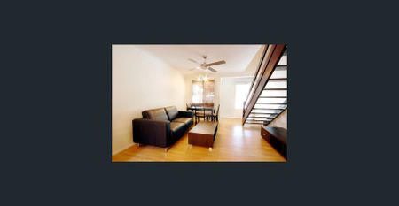 Affordable Coastal Living - Prime Cannonvale Location - Photo 2