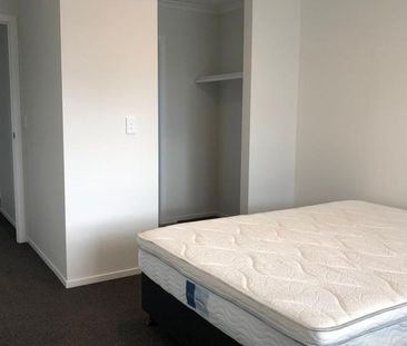 6/4 Rm B Hammond Street - Photo 3