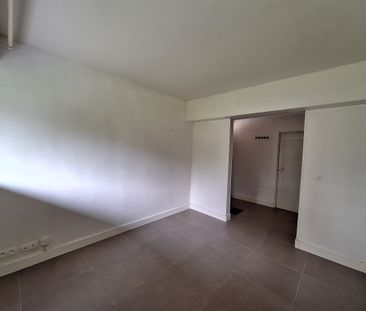 Location Appartement 1 pièce 20m² POISSY 78300 - Photo 1