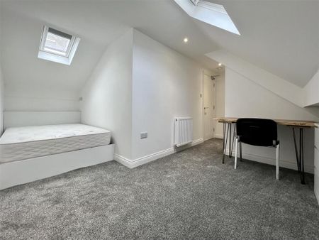 5 bedroom maisonette to rent - Photo 5