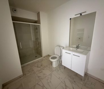 location Appartement T2 DE 46.6m² À CASTELGINEST - Photo 1