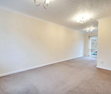 2 bedroom end of terrace house to rent - Photo 2