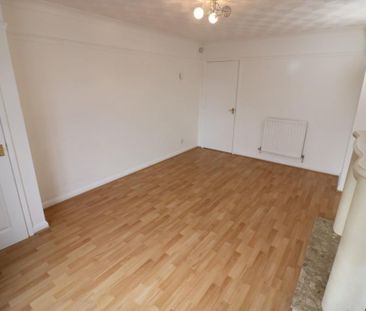 3 bedroom end of terrace house to rent - Photo 4