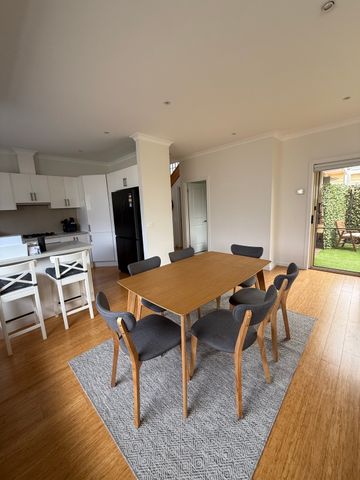 Noble Park - Photo 2