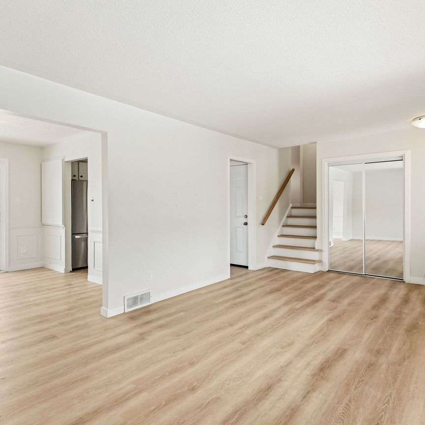 For Lease - 32 Rollscourt Gardens Unit# Upper, London North, Ontario - Photo 1