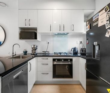 Modern Comfort and Convenience in the Heart of Avondale - Photo 4