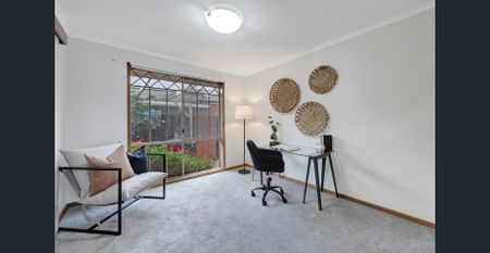 Charming, Cozy & Close to It All! - Photo 2