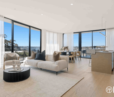 Spacious open-plan living, three beautifully appointed bedrooms, an... - Photo 3