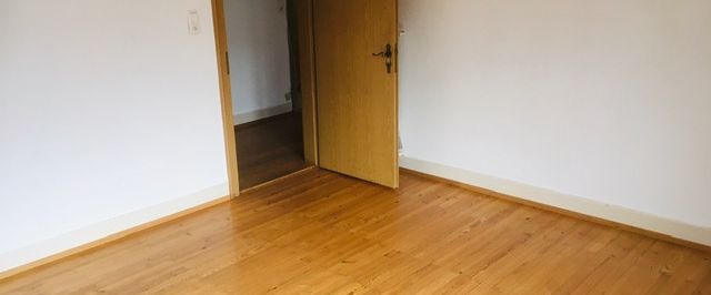 schöne, verkehrsgünstig gelegene Wohnung in Freiburg - Foto 1