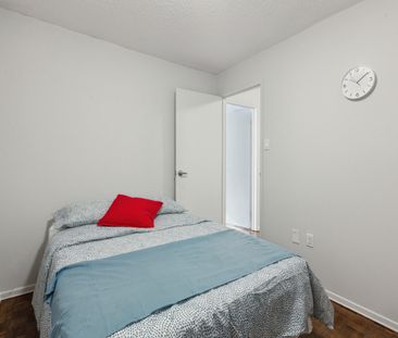 Deluxe Basic - Somerset, Halifax - Photo 2