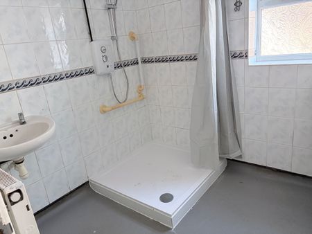 3 Bed Terraced House, Widdrington Road, CV1 - Photo 3