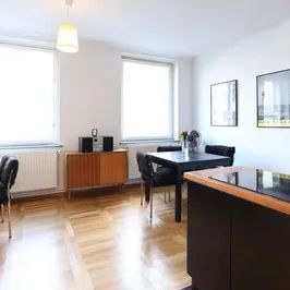 Zentrale und ruhige Wohnung - Foto 1