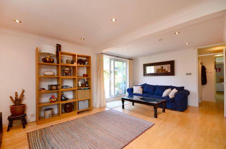 2 bedroom maisonette to rent - Photo 2