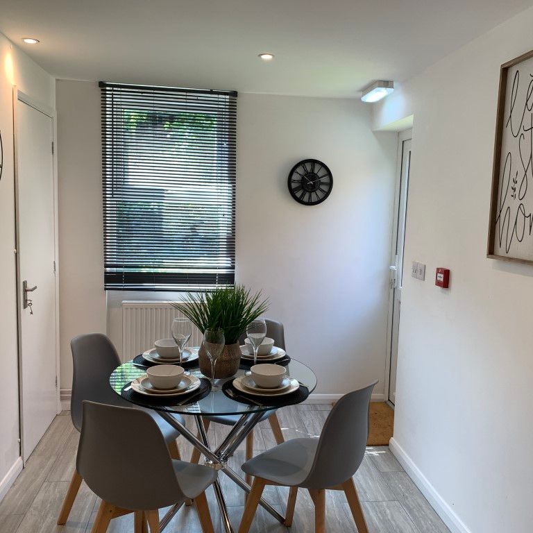 BEDROOM 1 – MEDIUM DOUBLE WITH ENSUITE - Photo 1