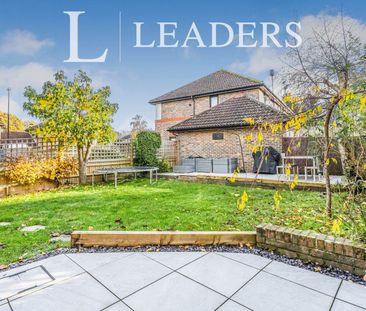 4 bedroom house to rent Elwood Close, RH15 - Photo 1