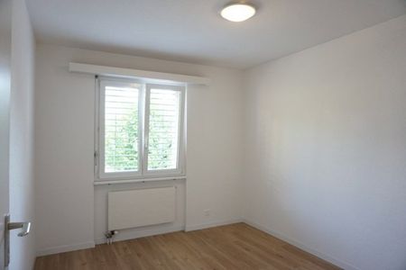 4.5 Zimmer, 93 m², 1. Stock - Photo 4