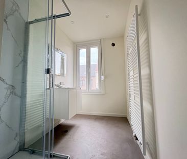 Gezellige, lichtrijke woning met drie slaapkamers - Foto 3