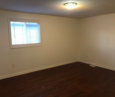 $3,399 / 4 br / 4 ba / 72 Solsbury Cres - Photo 5