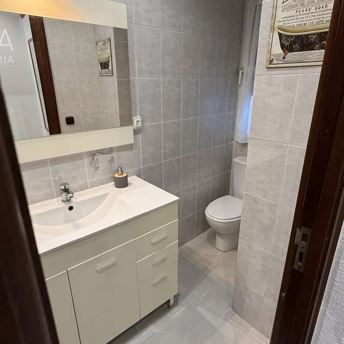 Apartamento de alquiler en Melendez, 8, Barrio del Centro - Photo 1