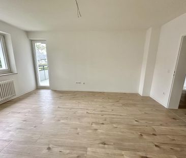 Ihr neuer Lieblingsplatz: Sonniger Balkon & Wohnen im Erdgeschoss - Photo 3