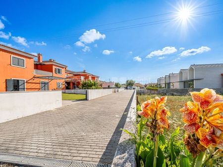 4 room luxury Semidetached House for rent in Setúbal, Portugal - Photo 3