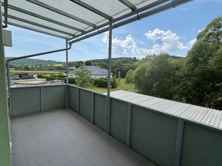 Helle 3-Zimmer-Wohnung mit Balkon, Küche & Carportparkplatz - Photo 4