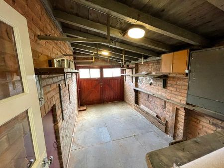 3 bedroom semi-detached house to rent - Photo 5