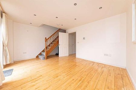 Acorn Gardens, Burghfield Common, Reading, RG7 - Photo 2