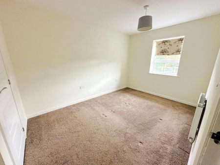 3 bedroom terraced house to rent - Photo 3