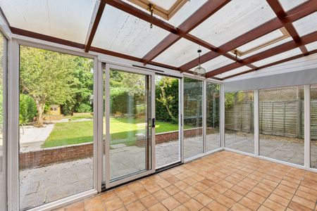 Chaldon Common Road, Caterham, CR3 - Photo 2