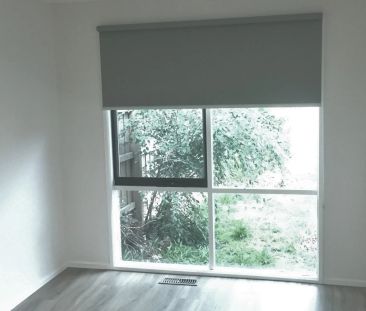 2 Bedroom Unit In Prime Location - Photo 2