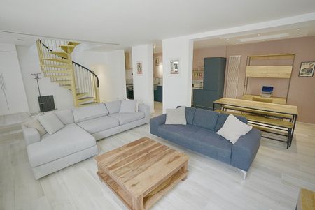 3 Bed Semi-Detached House, Burnt Ash Hill, SE12 - Photo 2