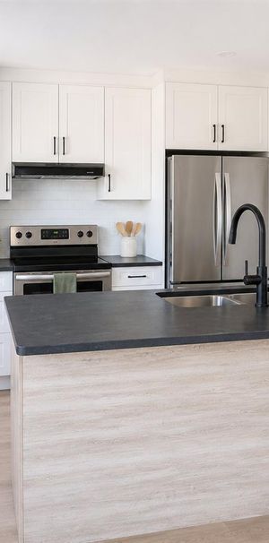Appartement Saint-Zotique À Louer - Photo 1