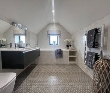 Cathedral Road, CARDIFF - Photo 1