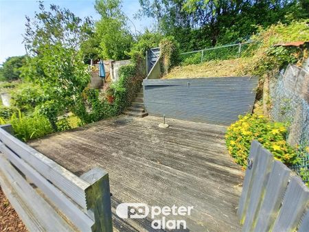 3 bedroom terraced house to rent - Photo 2